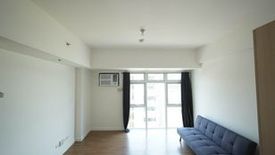 For Rent Semi Furnished Studio Unit at The Veranda Taguig02