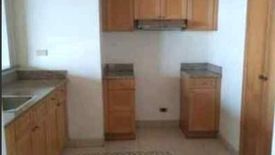 "Good Deal: Studio Unit in Amorsolo, Rockwell Center Makati"03