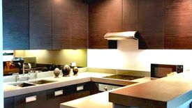 "Good Deal: Two (2) Bedroom Unit in Edades Tower, Rockwell Center Makati"02