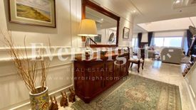"LE TRIOMPHE BUILDING, MAKATI, LOWER PENTHOUSE 1 (4BR)"03