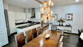 Spacious 2 Bedroom Unit with Balcony For Sale at Trump Tower Century City Makati02