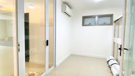 2BR Flex Unit for Sale in East Gallery Place facing High Street02