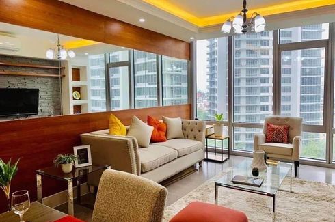 "Good Deal: 3 bedroom unit in  Lorraine, Rockwell, Makati City"01