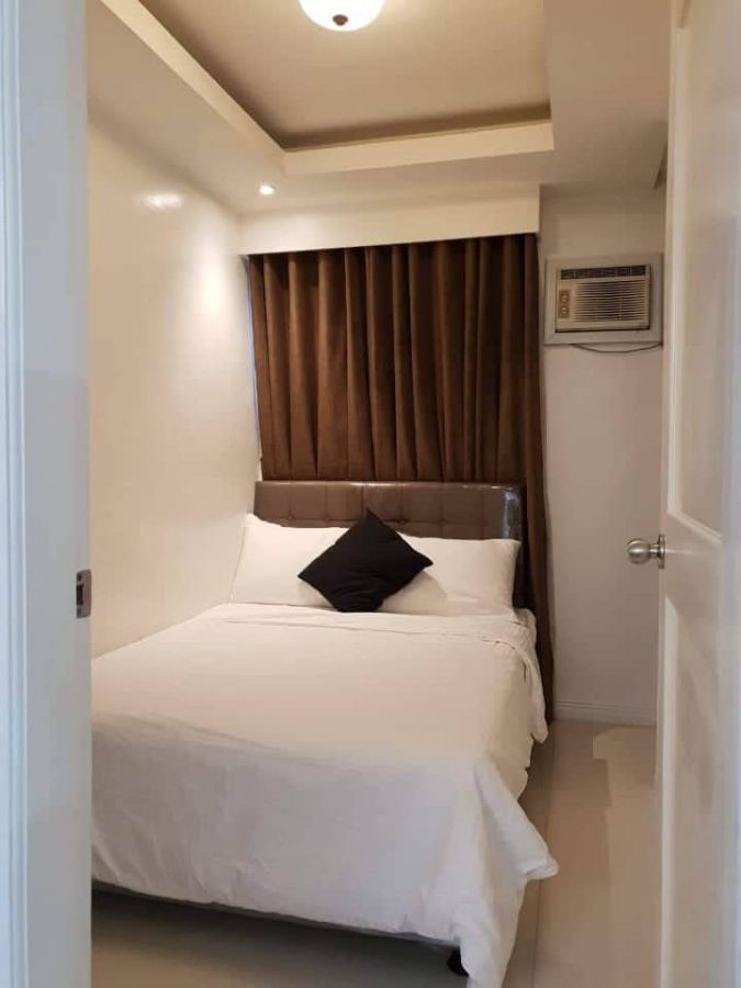 Birch Tower - Fully Furnished 2BR unit in Malate for near Robinsons Place03