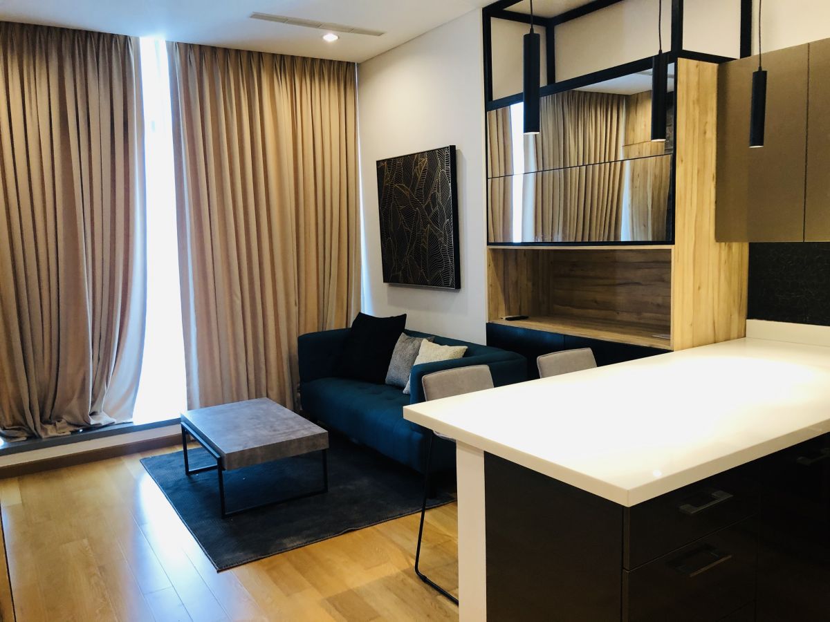 Makati Condo for rent 1 bedroom Trump Tower05