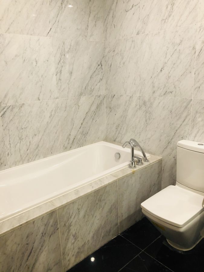 Makati Condo for rent 1 bedroom Trump Tower06