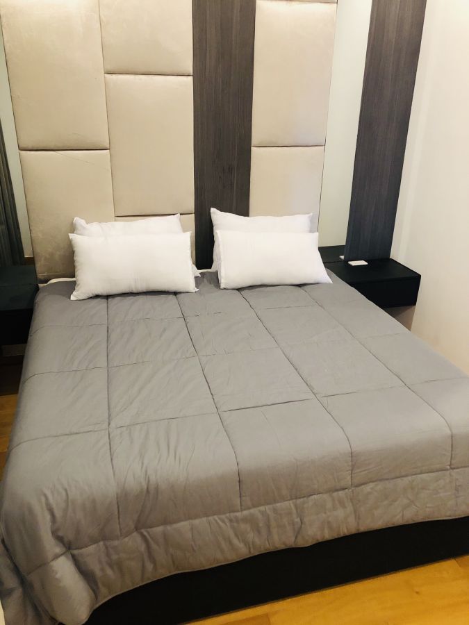 Makati Condo for rent 1 bedroom Trump Tower07