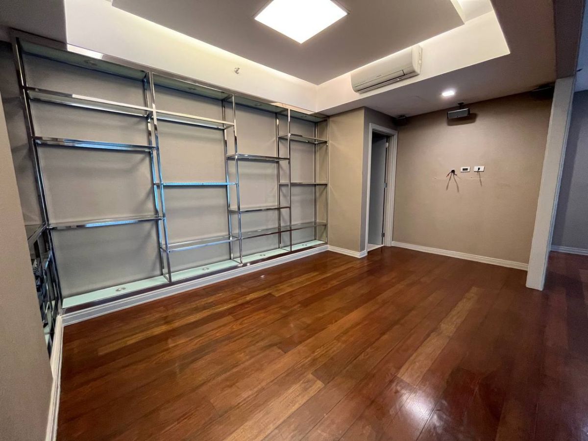 "Renovated 3 Bedroom Condominium for Rent at One Roxas Triangle, Makati"03