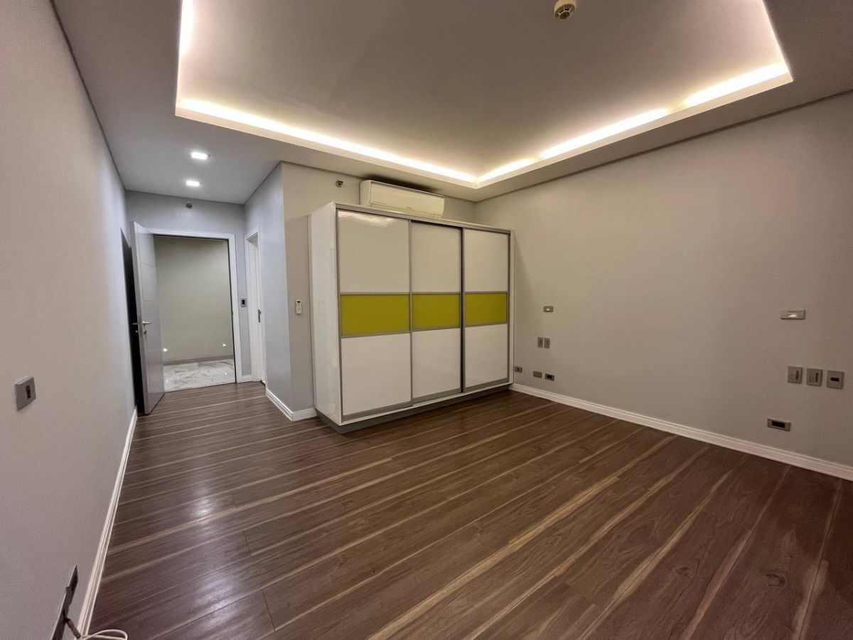 "Renovated 3 Bedroom Condominium for Rent at One Roxas Triangle, Makati"07