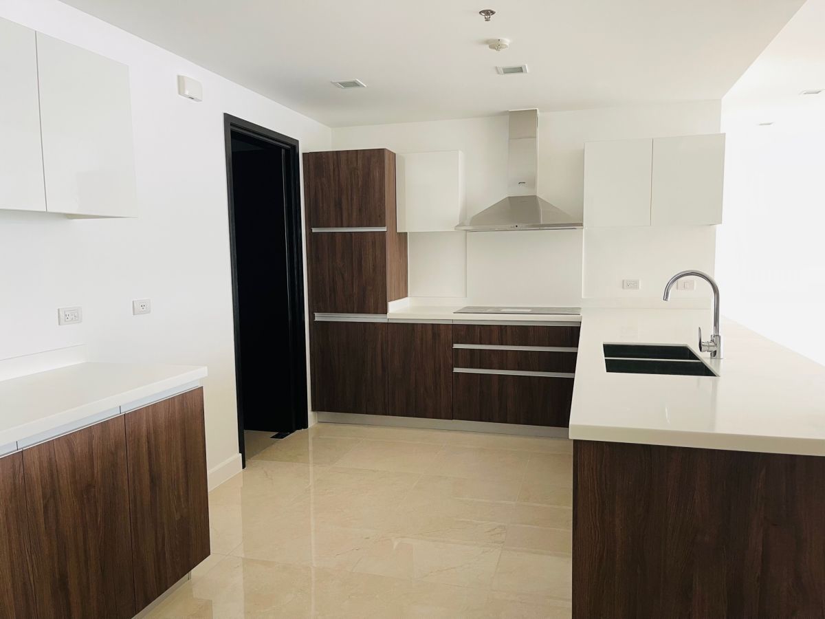 "East Gallery Place: 3BR  242 sqm, Semi-Furnished, 2 parkg, P250,000/mo."02