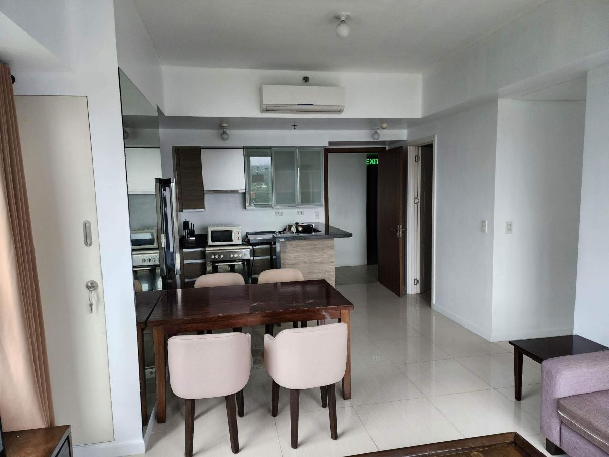 "2 Bedroom Condo Unit For Rent in Madrigal Business Park, Alabang, Muntinlupa"02