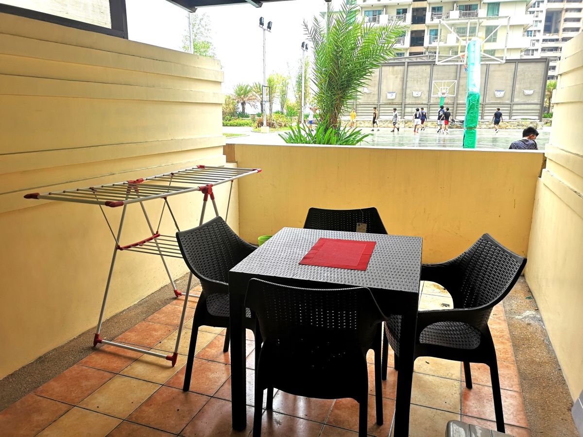 "For Rent 40sqm Studio with Balcony, fully-furnished, Rockwell view, Mandaluyong"04
