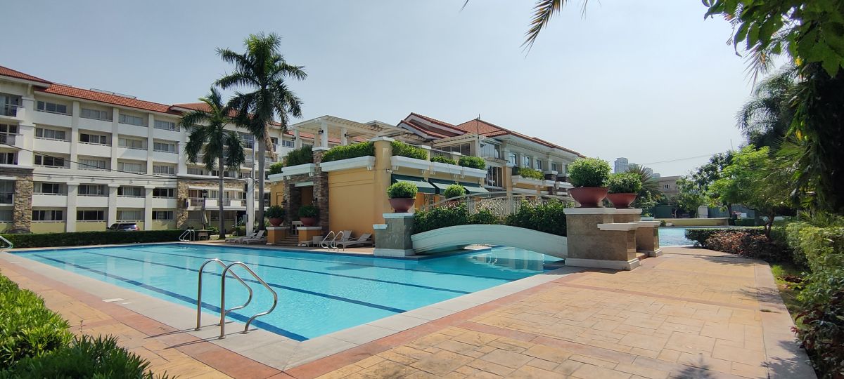 2 Bedroom Condo Unit Near Ortigas Cbd At Sorrento Oasis Pasig03