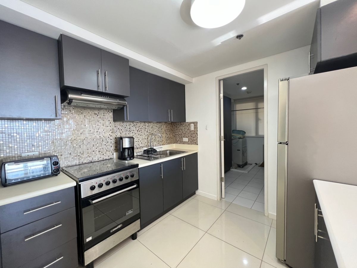 "Senta: Legazpi Street: 2BR  80 sqm, Furnished, 1 parking, P90,000/month"03