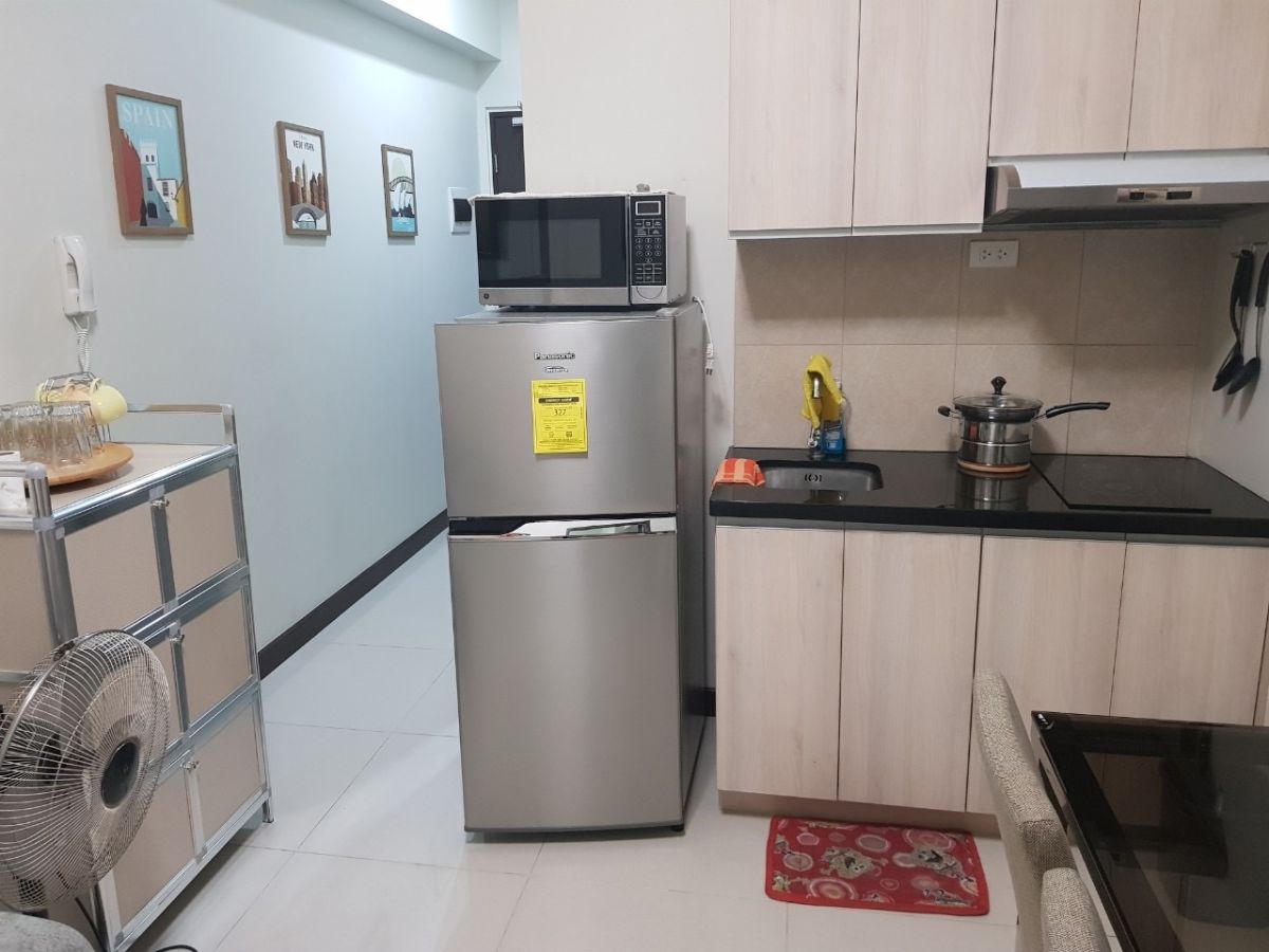 "Manila Bay Luxury Condotel for rent in Admiral Baysuites, Malate, Manila"06