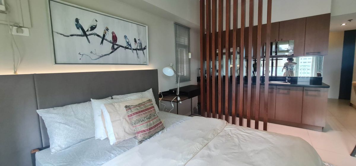 Aston Studio at Two Serendra for Rent in Taguig06