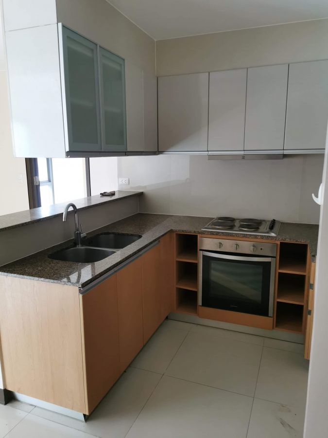 Viceroy Residences - 3BR Bare Unit Staff House in BGC good for 8 pax05