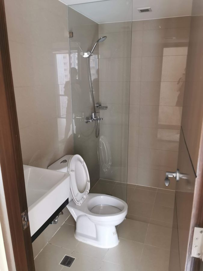 Viceroy Residences - 3BR Bare Unit Staff House in BGC good for 8 pax06