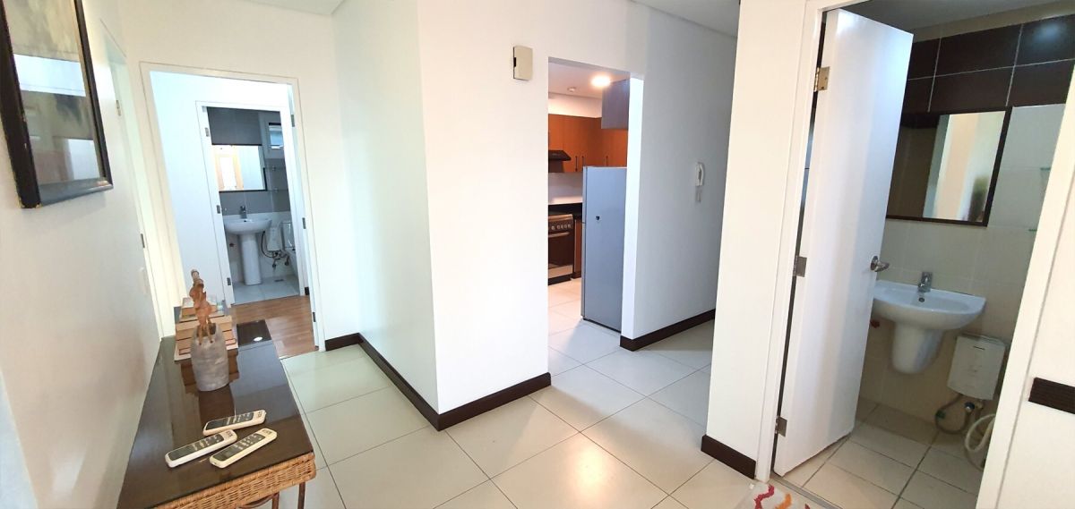 "For Lease: Lower penthouse at Two Serendra Aston Tower, BGC Taguig"02