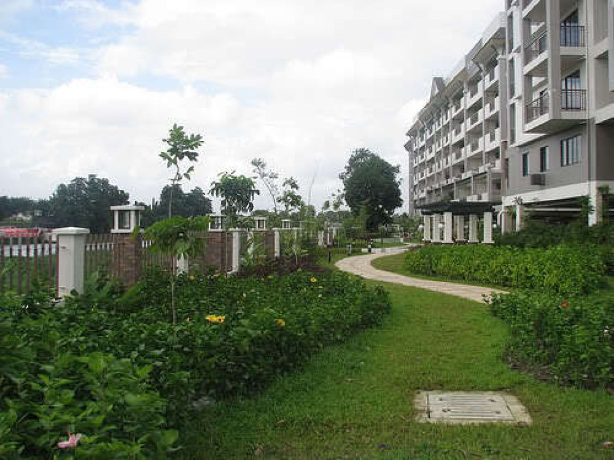 3 Bedroom Condo with Parking For Rent Riverfront Residences Pasig City03