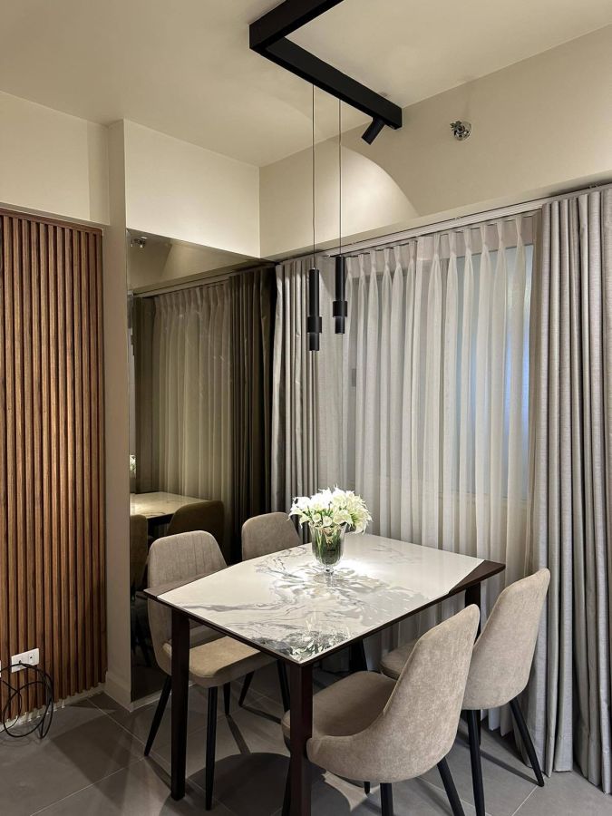 "2 Bedroom Condominium Unit For Rent at Zinnia South Tower, Quezon City"08