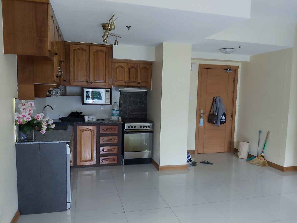Trion Towers - Unfurnished 3BR Large Unit for Rent at BGC near SM Aura06