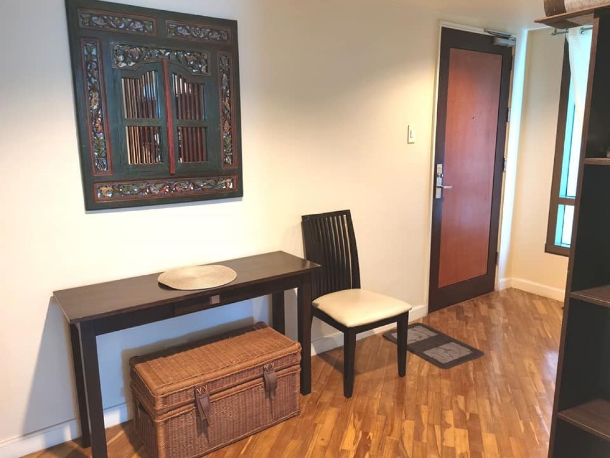 "Makati Rockwell 2BR Furnished Condo unit with Parking For Rent, 100sqm, 90K"02