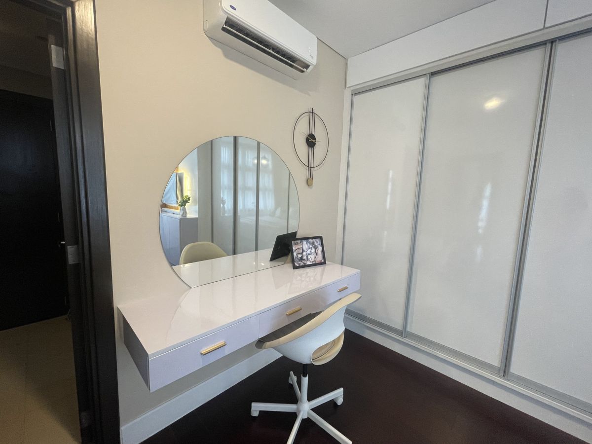 Special 1 Bedroom with Balcony & Parking in Garden Towers Makati For Rent10