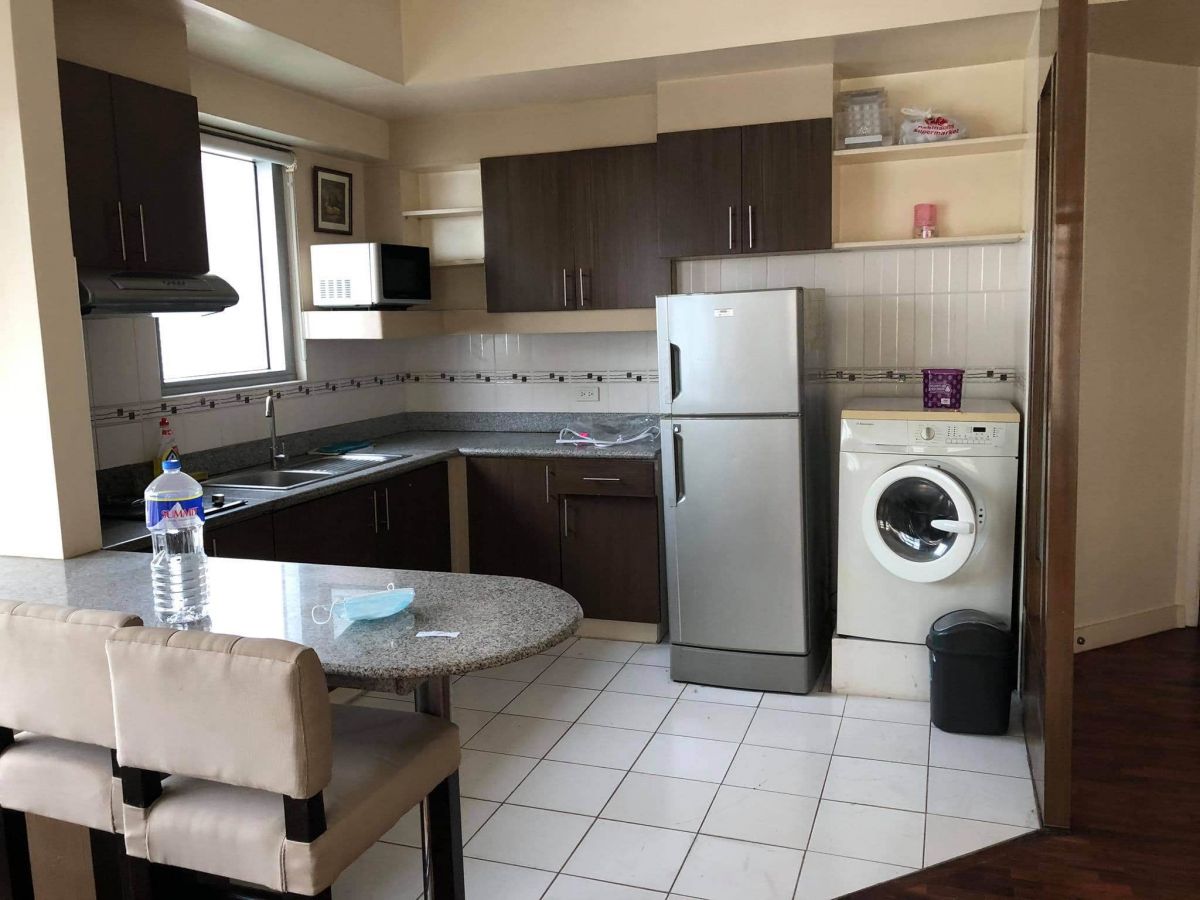 Two Adriatico Place -- Fully Furnished 2BR unit in Malate near Robinsons Place04