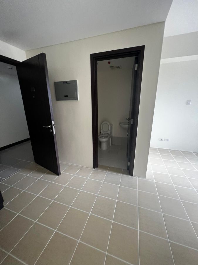 "23.42 sqm, Studio Unit at Covent Garden in Santa Mesa, Manila"07
