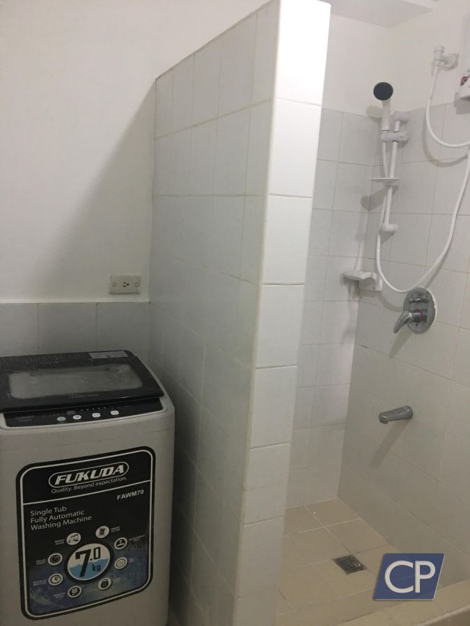 Condominium Unit for Rent at The Columns Ayala Makati05