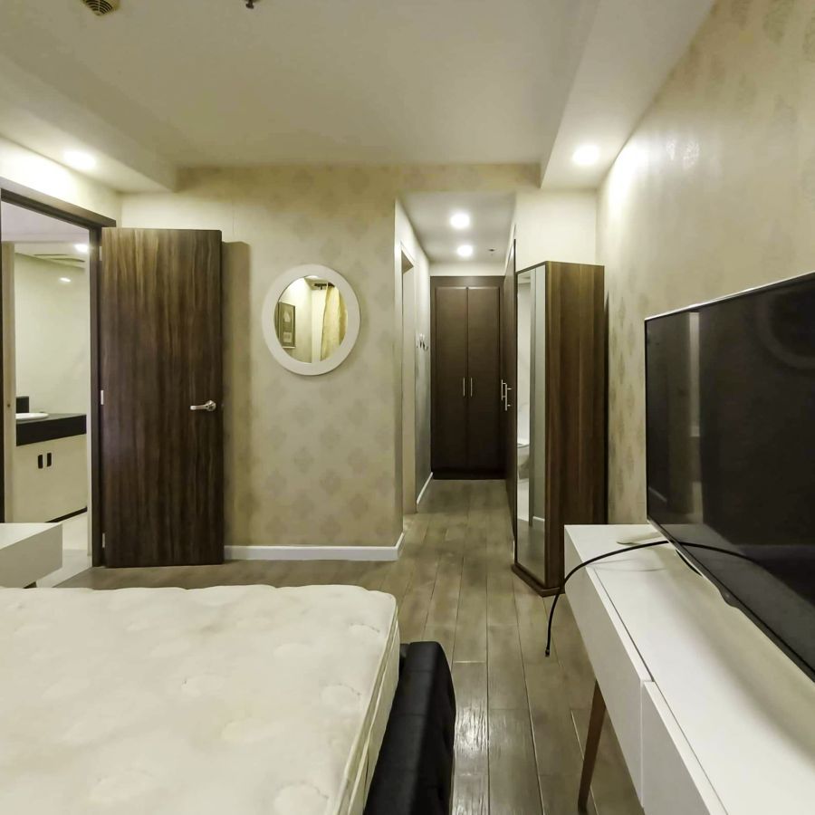 "2BR Fully furnished Condo for Rent at Tuscany Private Estate, McKinley, Taguig"08
