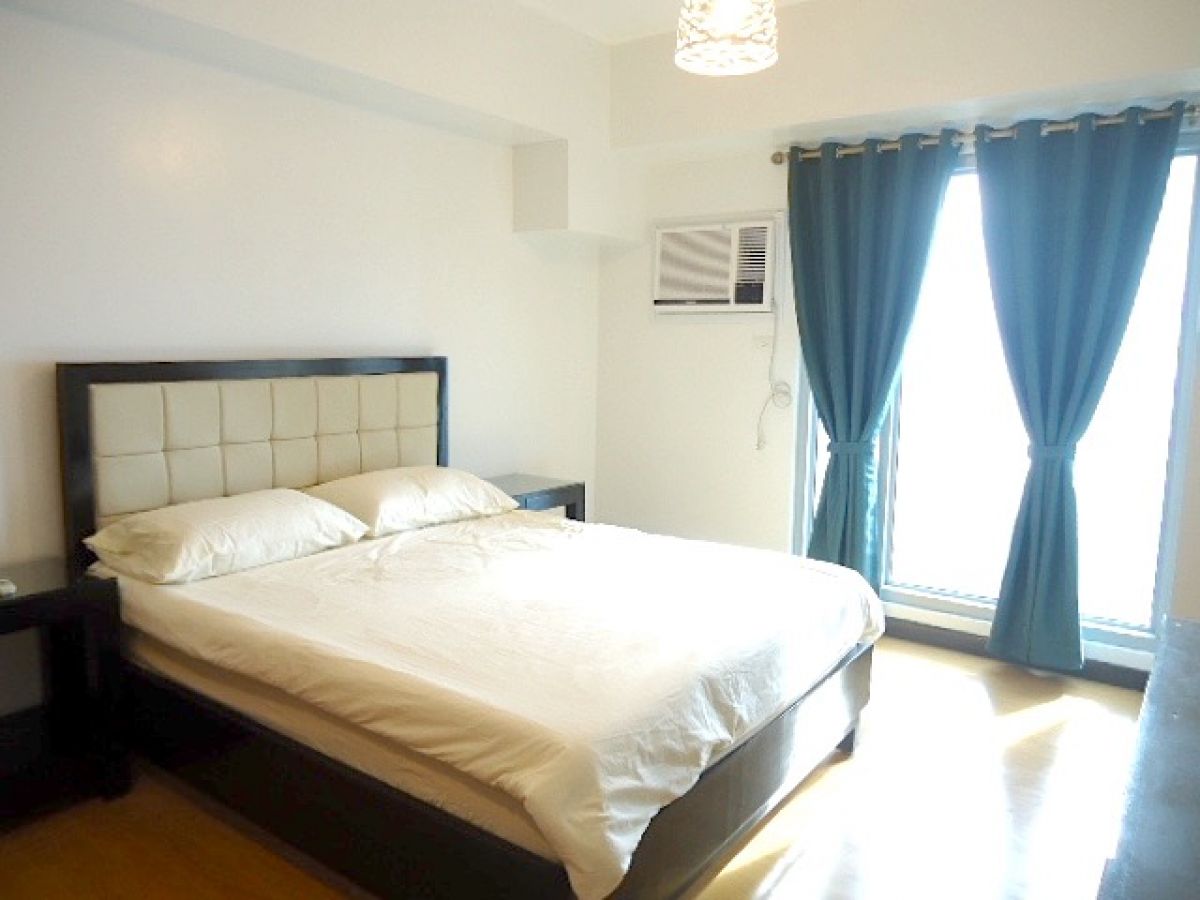 8 Adriatico 2BR unit for rent near Robinson Mall Padre Faura St Ermita Manila04