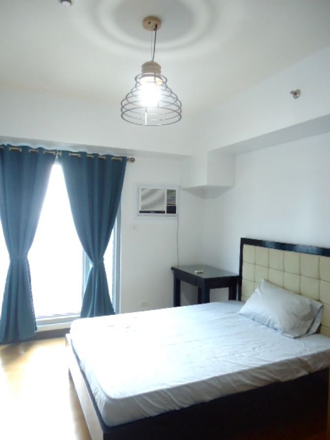 8 Adriatico 2BR unit for rent near Robinson Mall Padre Faura St Ermita Manila10