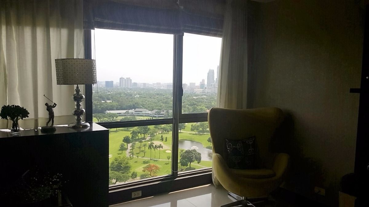 For Rent 1Br Condo Fully Furnished in Forbeswood Parklane02