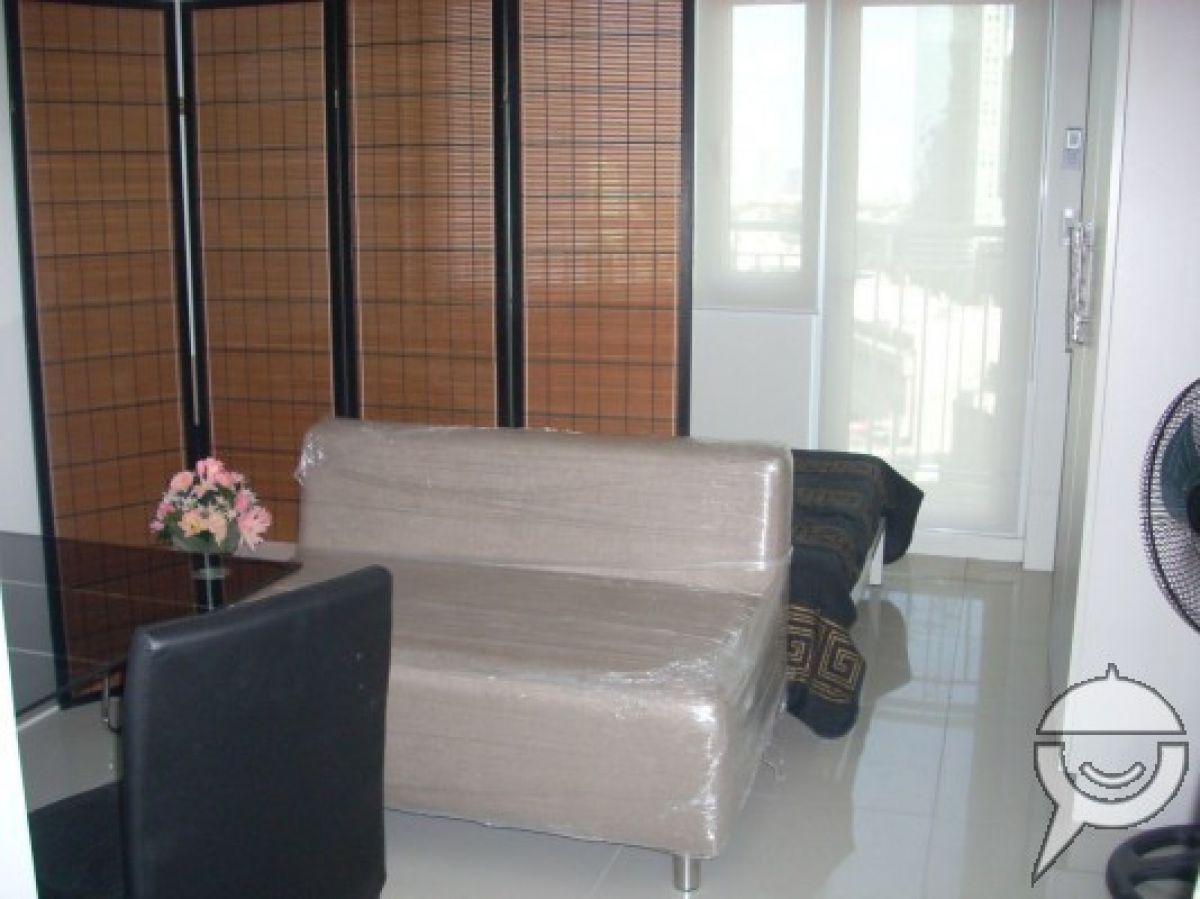 Studio Jazz Residences for rent02