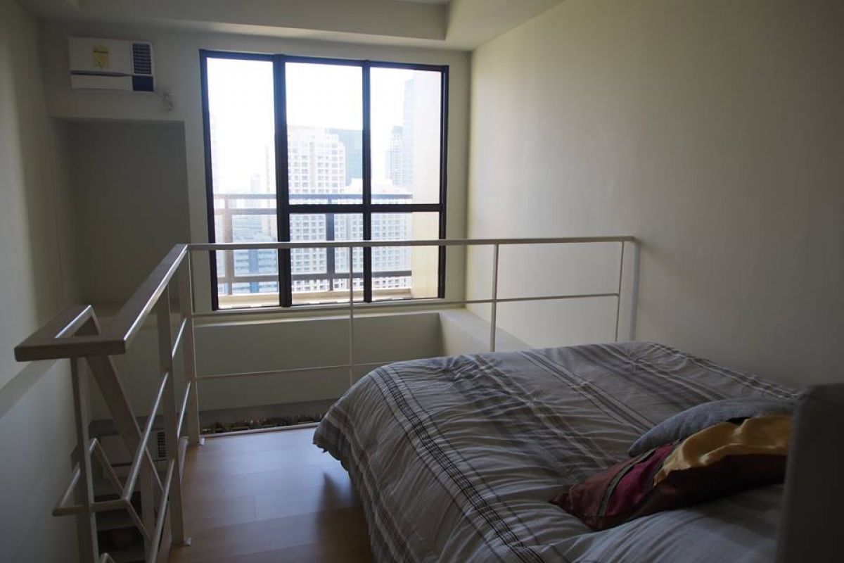 "Grand Soho, 1 Bedroom for Rent, 134 H. V. Dela Costa St., Salcedo Village, Makati, Bernadette Tud"06