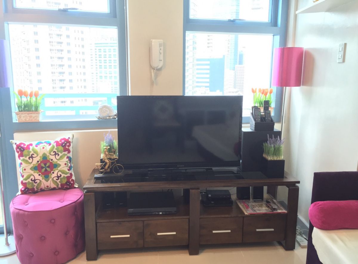 "Eton Parkview Greenbelt, 1 Bedroom for Rent, Legaspi Village, Makati, Bernadette Tud"10