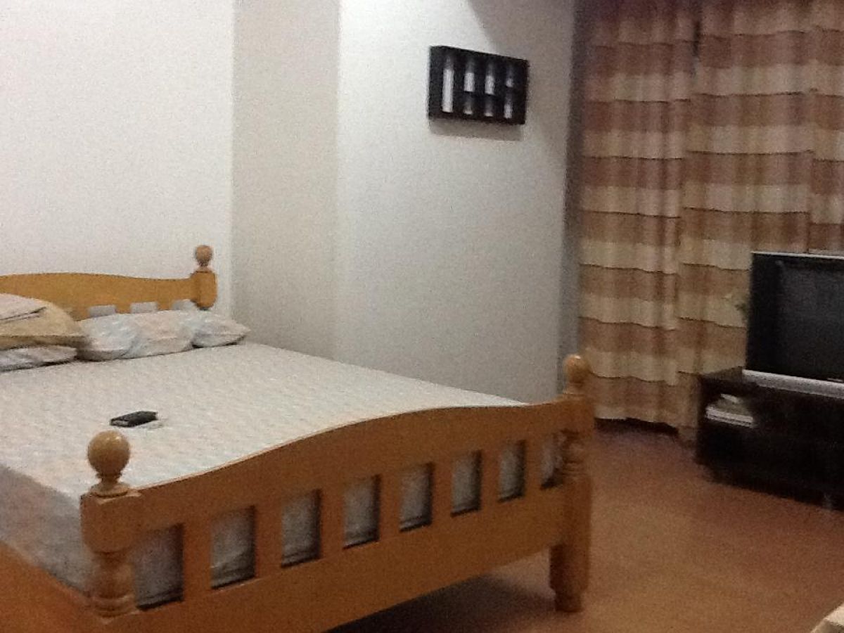 Unit At 8th Floor 40sqm Studio Furnish at Malayan Plaza08