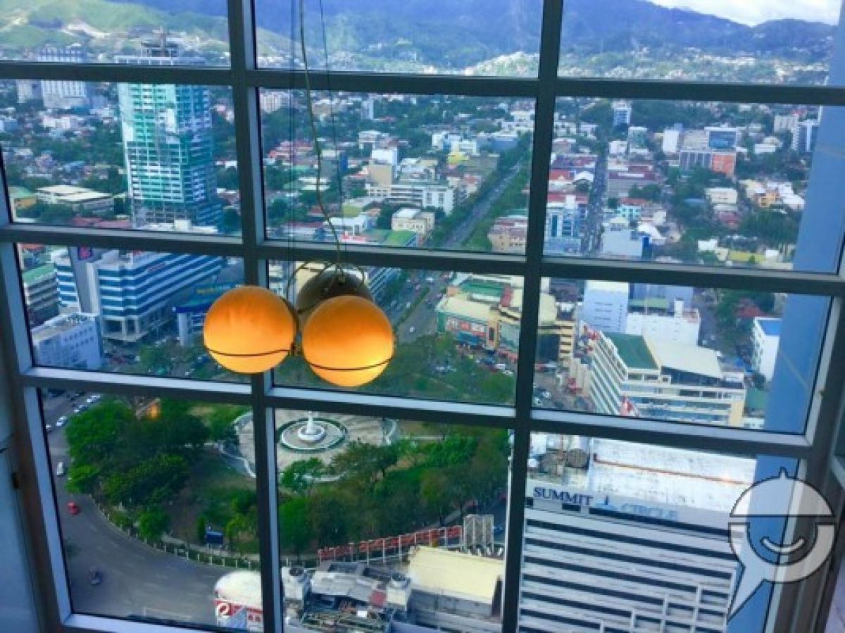Crown Regency  Condo Mango Fuente02