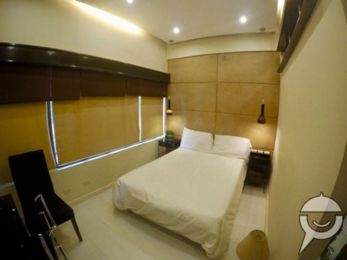 "Studio type, fully furnished with toilet and bath facility"05