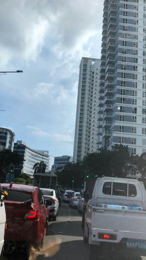 "Fully Furnished Studio Unit at Calyx Residences, Cebu Business Park"02