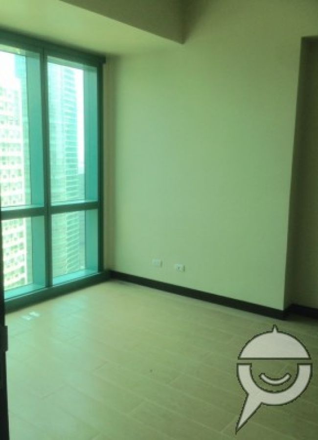1 Bedroom Eight Forbestown Road Condo for Lease03