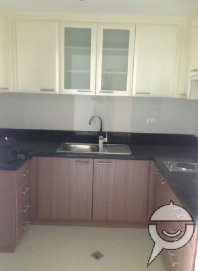 1 Bedroom Eight Forbestown Road Condo for Lease04
