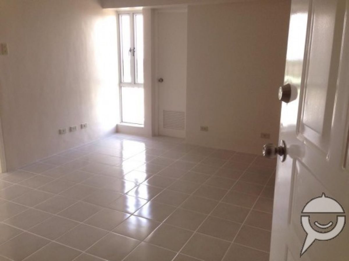 Brand New 2br Condo at Cityland Tagaytay Prime Residences08