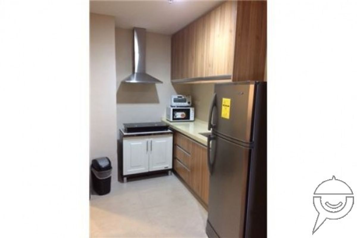 FOR LEASE! STUDIO UNIT F102