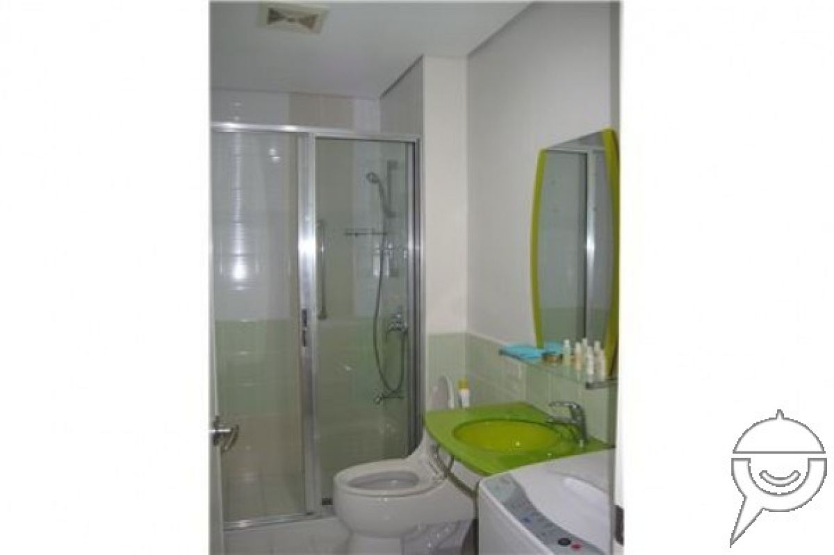FOR LEASE! 1BR 5th AVENUE04