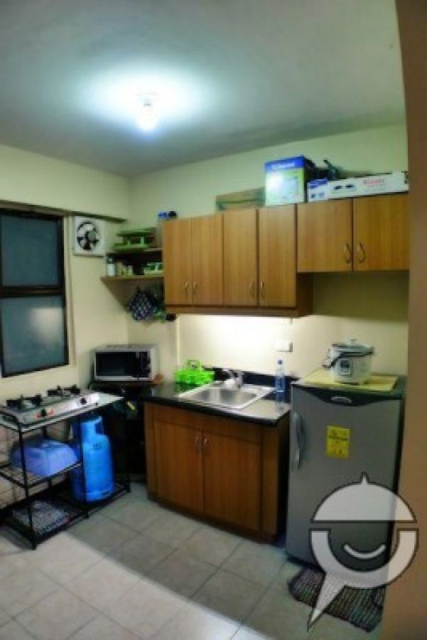 Fully-furnished 2-BR resort-type condominium unit for rent Pasig02