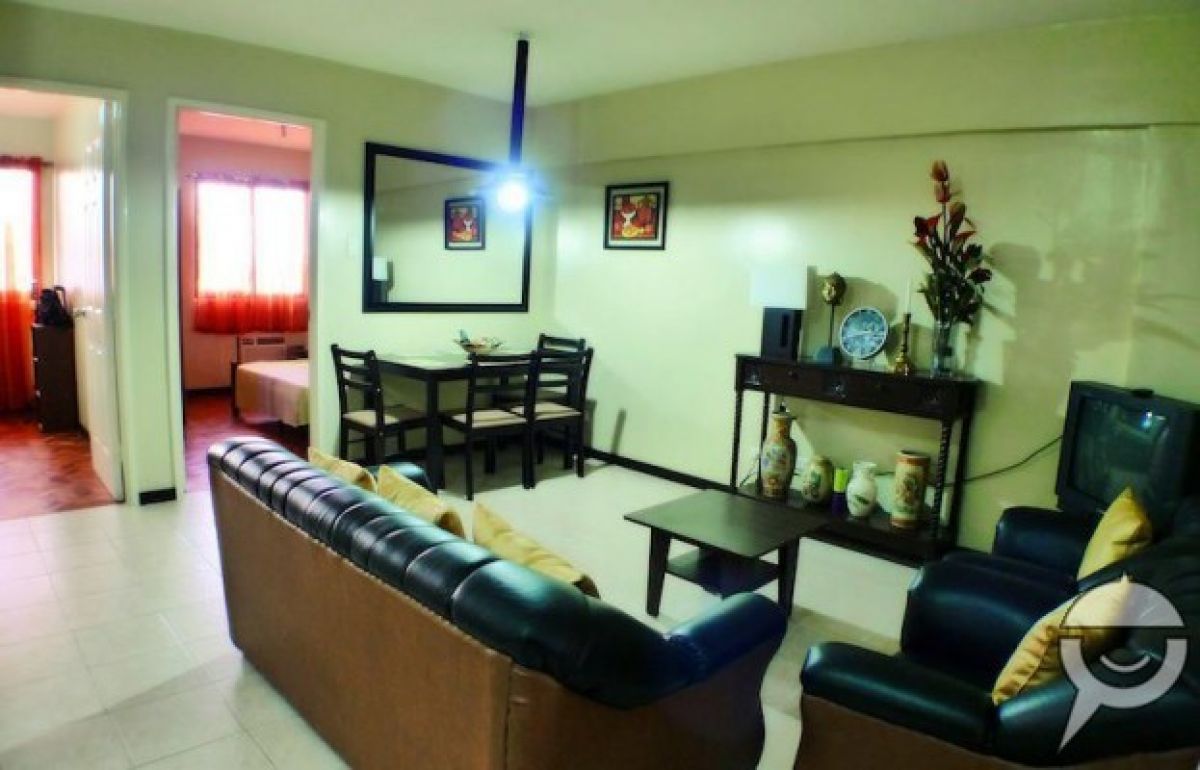 Fully-furnished 2-BR resort-type condominium unit for rent Pasig04