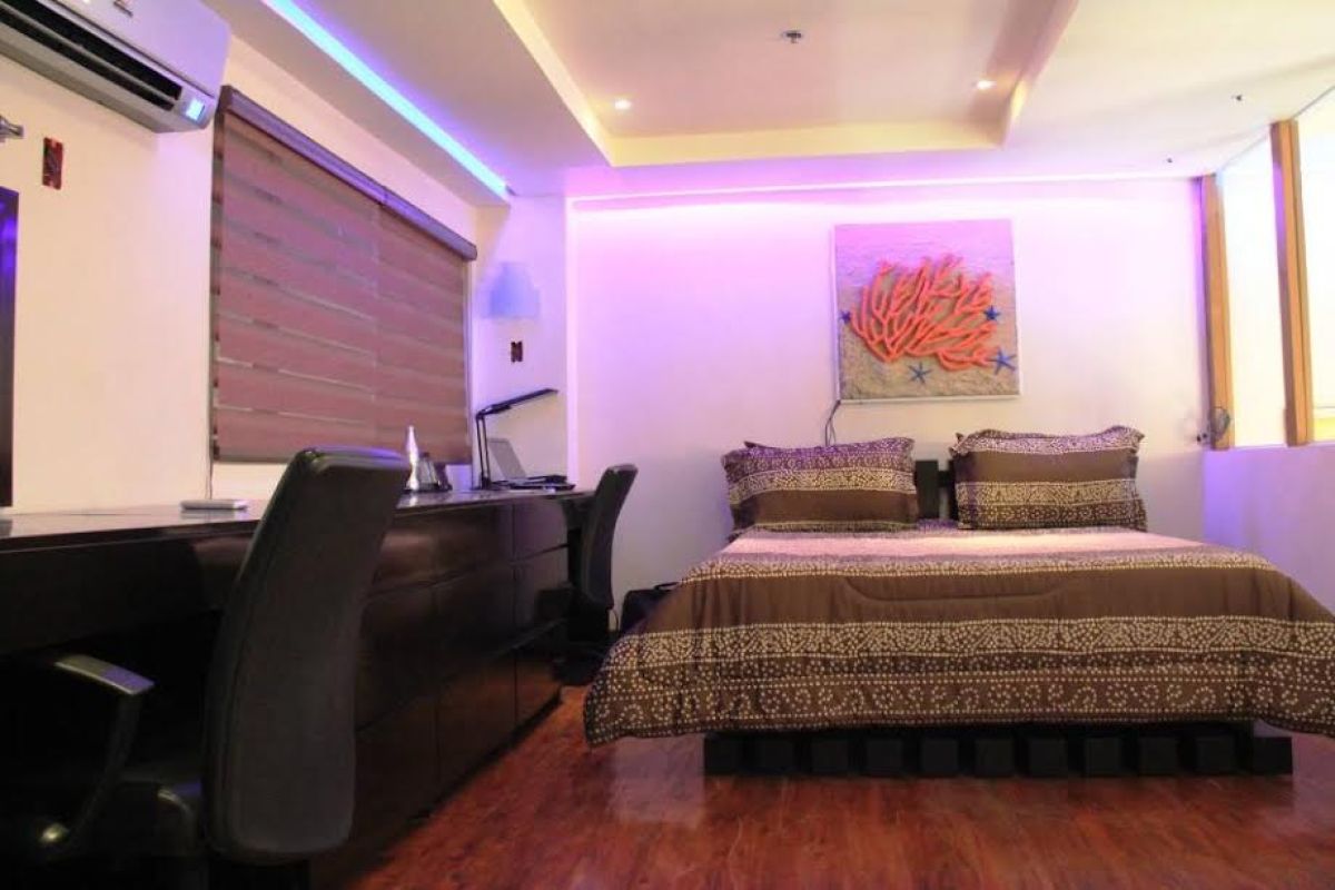 "Rent Now: Fully Furnished 1 Bedroom Loft Unit For Rent in Tuscany Private Estates, Mckinley Hill"07